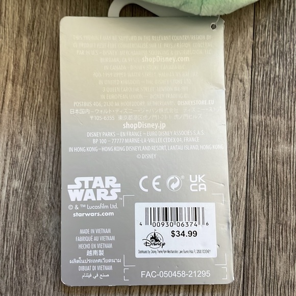 Brand New Star Wars Disney Grogu The Child Yoda Character Hat With Moveable Ears - Picture 5 of 6
